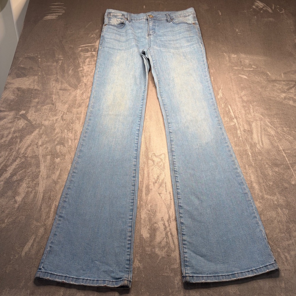 BCBGMAXAZRIA Flare Leg Jeans Womens 28 Blue Fade Stretch Mid Rise Hippie Retro
